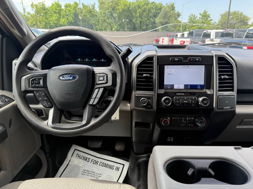 Ford F-150 Vehicle Full-screen Gallery Image 21