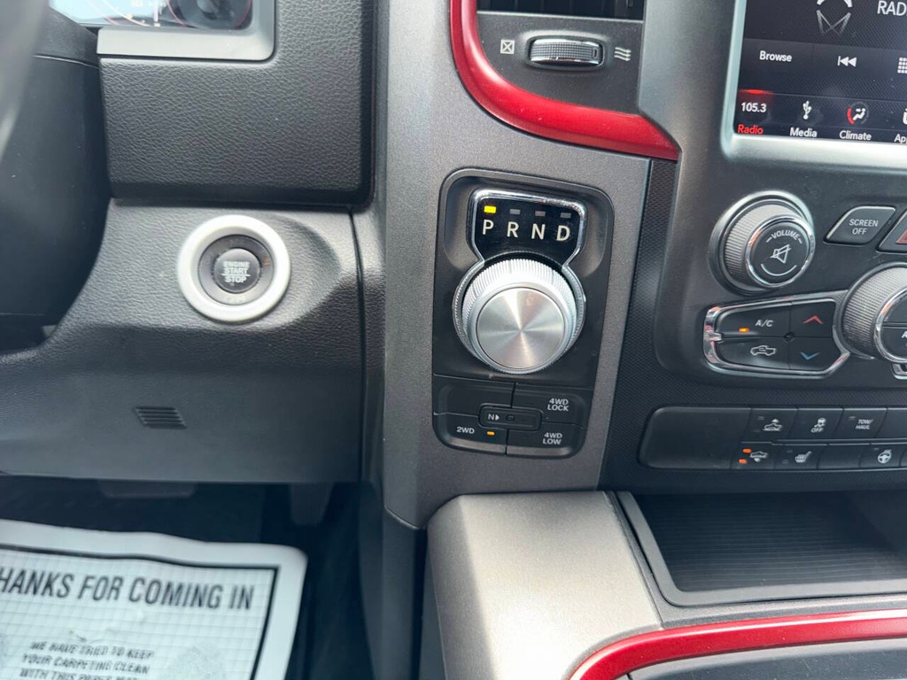 Ram 1500 Vehicle Full-screen Gallery Image 27