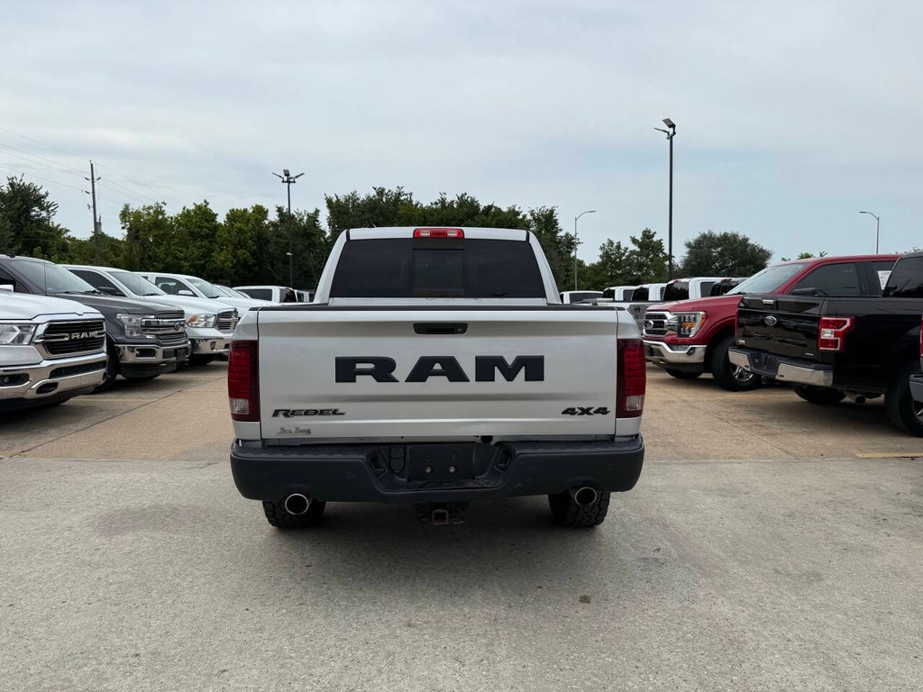Ram 1500 Vehicle Full-screen Gallery Image 39