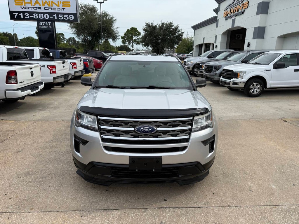 Ford Explorer Vehicle Full-screen Gallery Image 42