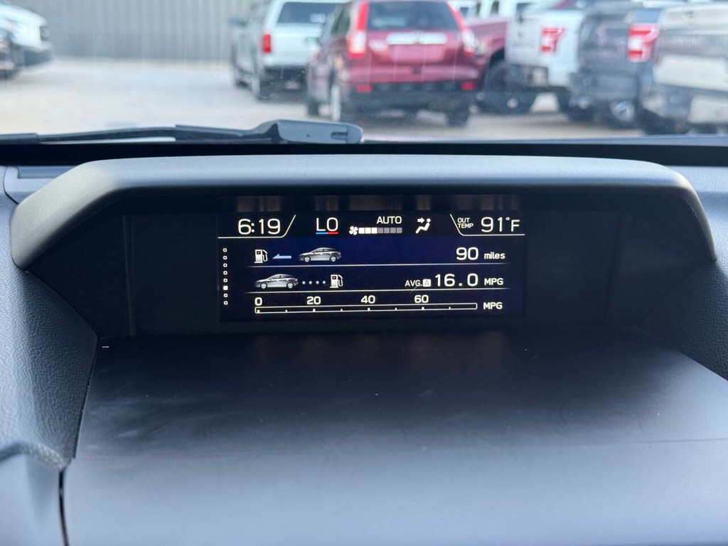 Subaru Crosstrek Vehicle Full-screen Gallery Image 25