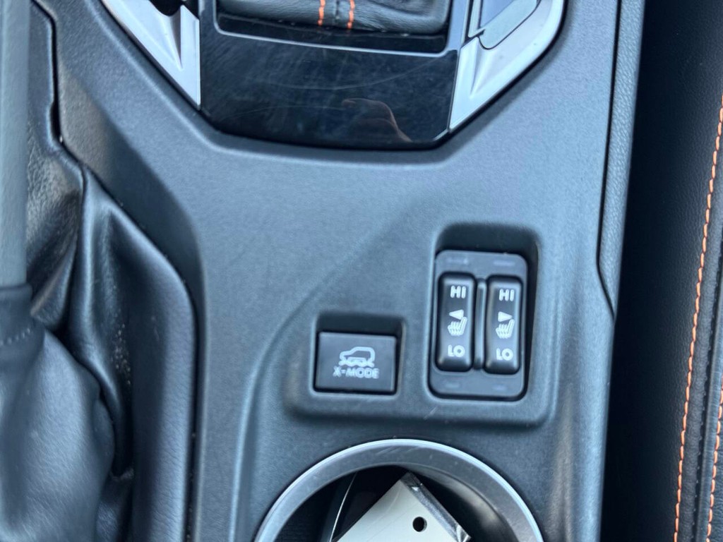 Subaru Crosstrek Vehicle Full-screen Gallery Image 31