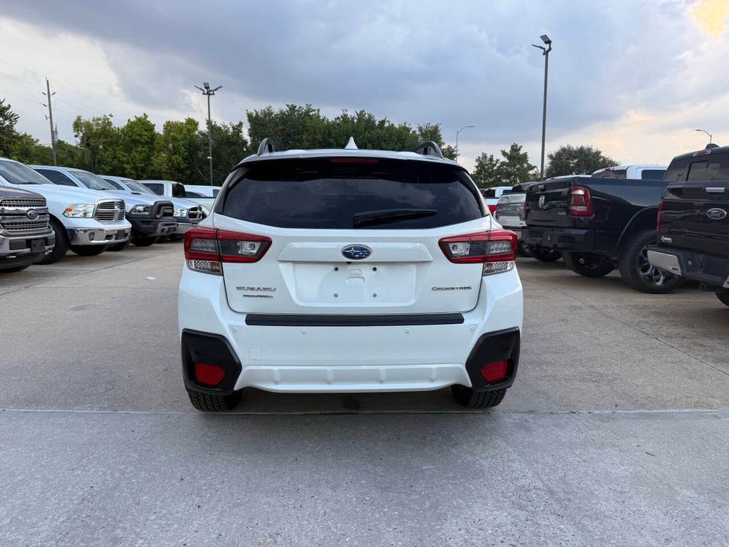 Subaru Crosstrek Vehicle Full-screen Gallery Image 40