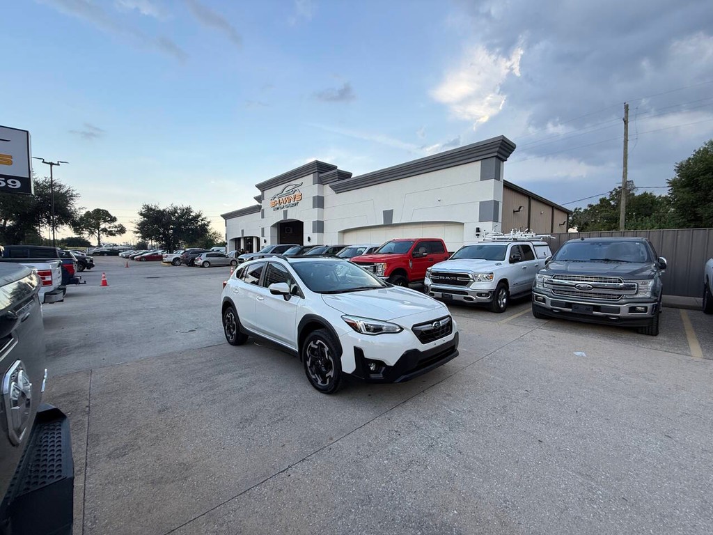 Subaru Crosstrek Vehicle Full-screen Gallery Image 47