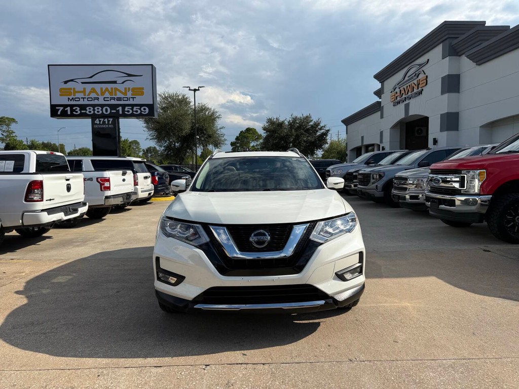 Nissan Rogue Vehicle Full-screen Gallery Image 44