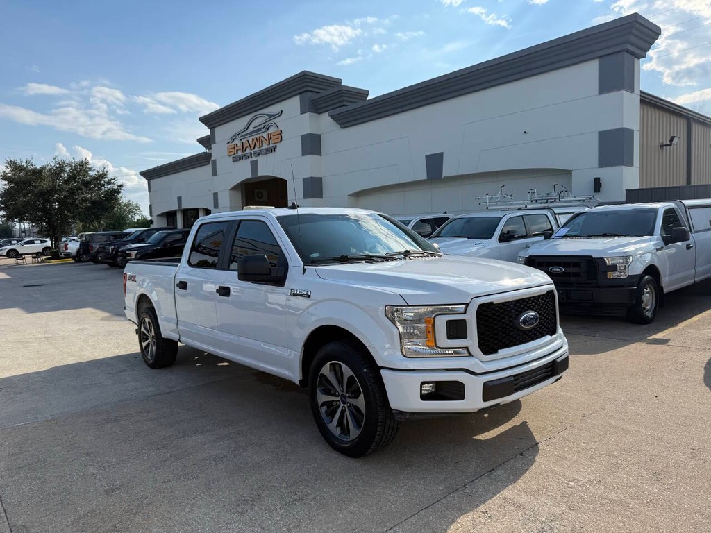 Ford F-150 Vehicle Full-screen Gallery Image 02