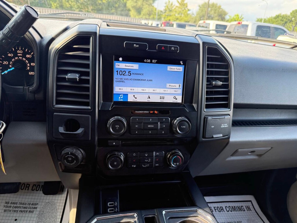 Ford F-150 Vehicle Full-screen Gallery Image 24