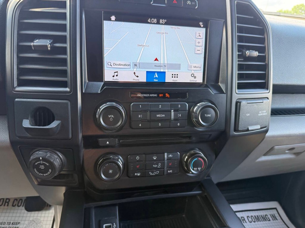 Ford F-150 Vehicle Full-screen Gallery Image 27