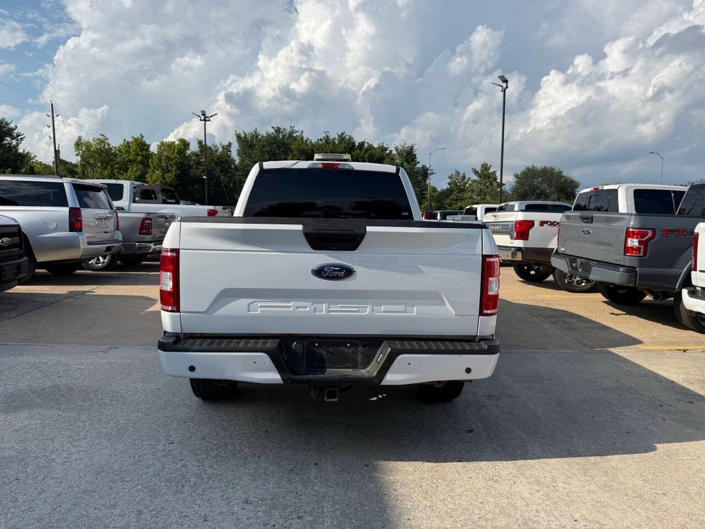 Ford F-150 Vehicle Full-screen Gallery Image 39