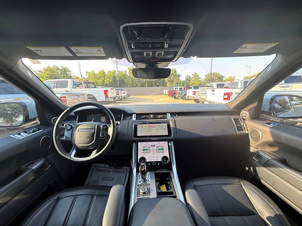 Land Rover Range Rover Sport Vehicle Full-screen Gallery Image 18