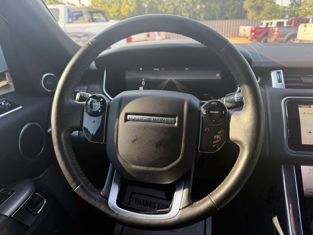 Land Rover Range Rover Sport Vehicle Full-screen Gallery Image 22