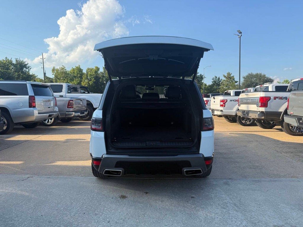 Land Rover Range Rover Sport Vehicle Full-screen Gallery Image 38