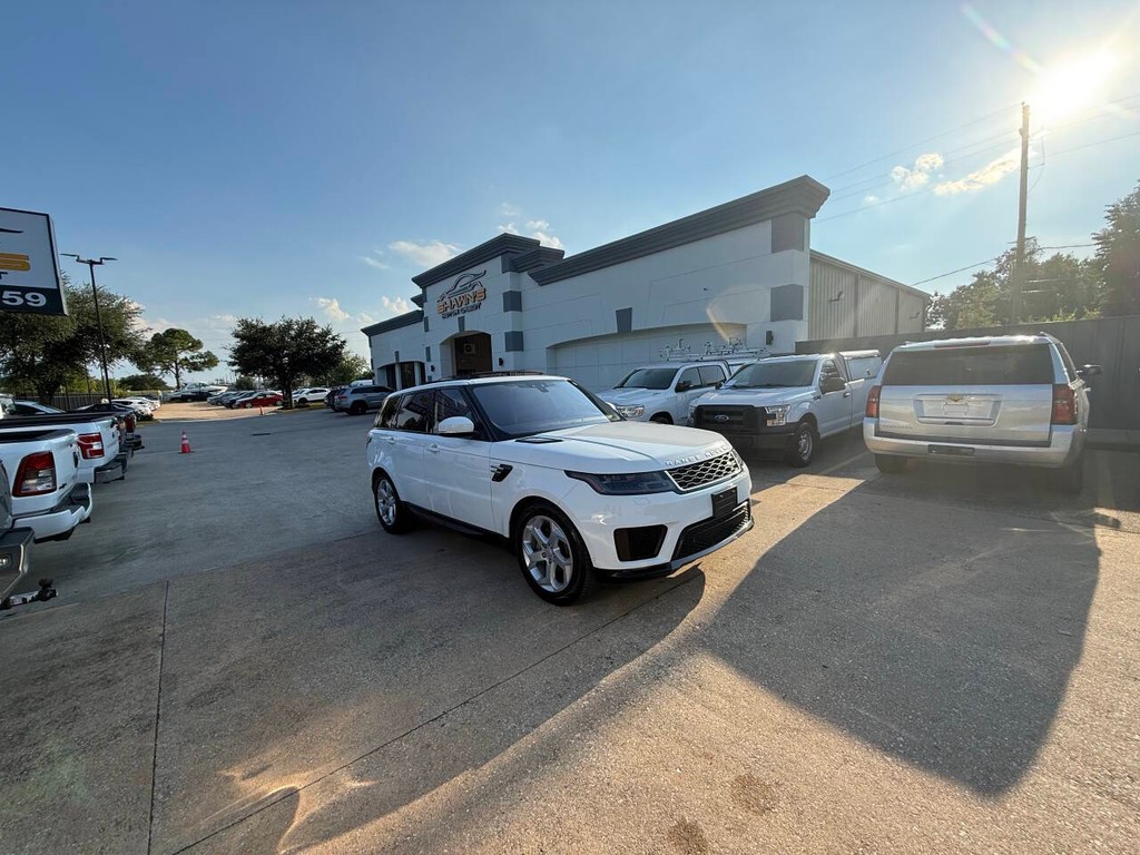 Land Rover Range Rover Sport Vehicle Full-screen Gallery Image 46