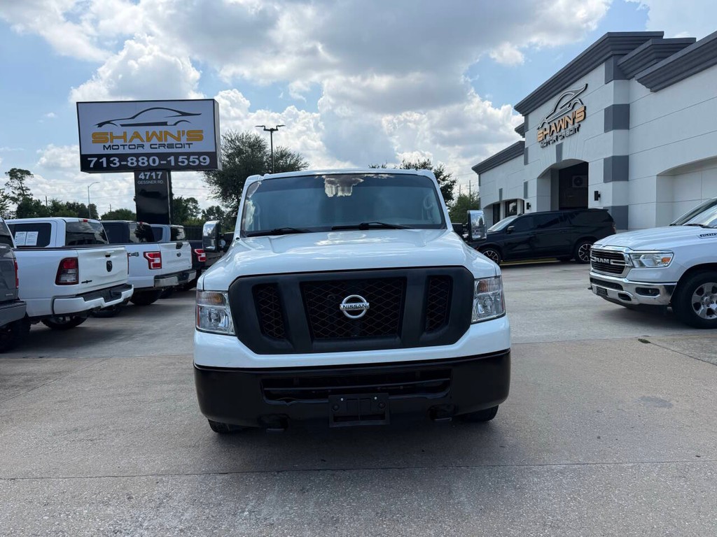 Nissan NV Cargo Vehicle Full-screen Gallery Image 35