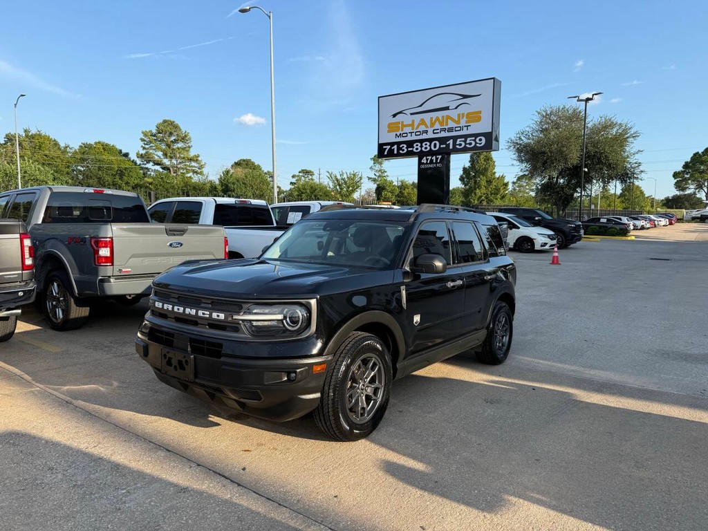 Ford Bronco Sport Vehicle Full-screen Gallery Image 03