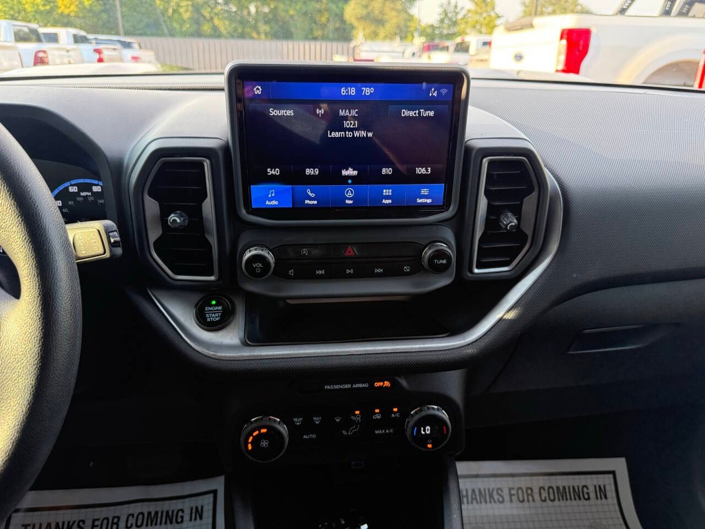 Ford Bronco Sport Vehicle Full-screen Gallery Image 24