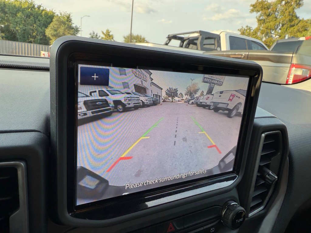 Ford Bronco Sport Vehicle Full-screen Gallery Image 26