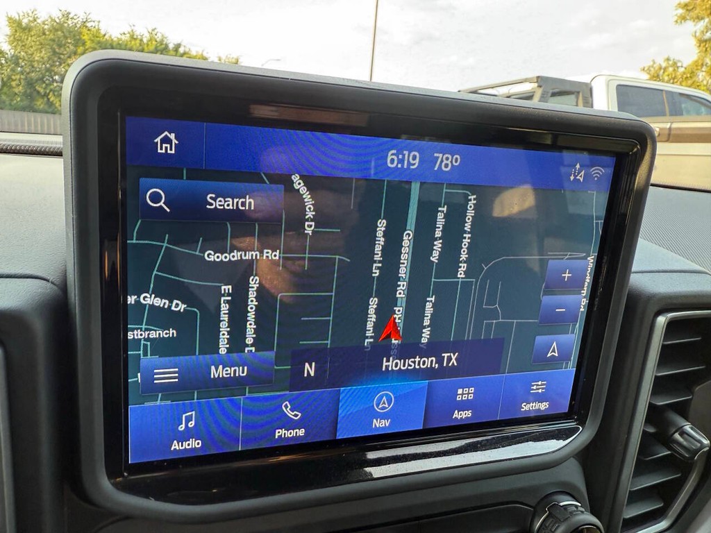 Ford Bronco Sport Vehicle Full-screen Gallery Image 27