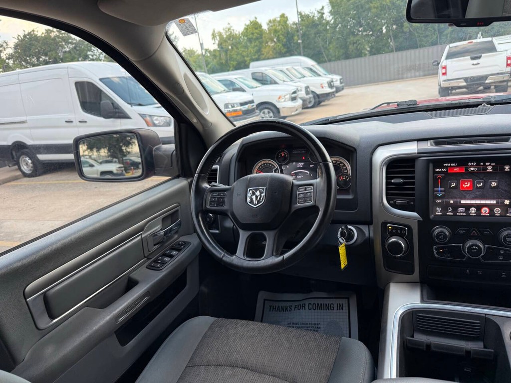 Ram 1500 Vehicle Full-screen Gallery Image 19