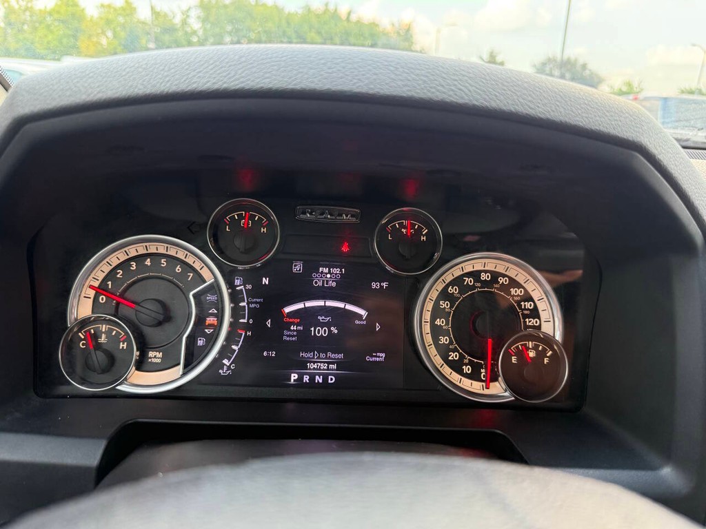 Ram 1500 Vehicle Full-screen Gallery Image 31