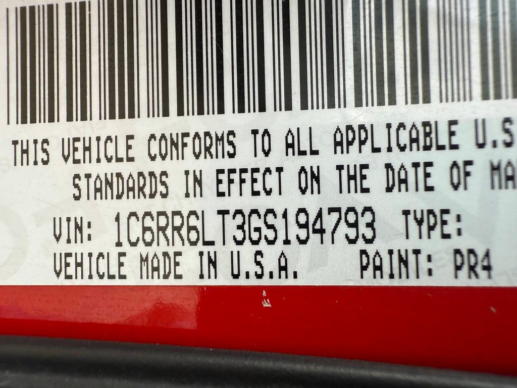 Ram 1500 Vehicle Full-screen Gallery Image 33