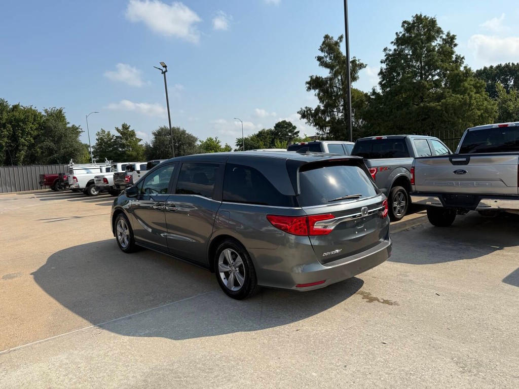 Honda Odyssey Vehicle Full-screen Gallery Image 04