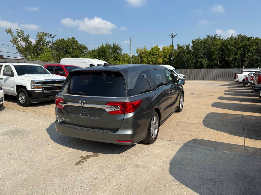 Honda Odyssey Vehicle Full-screen Gallery Image 05