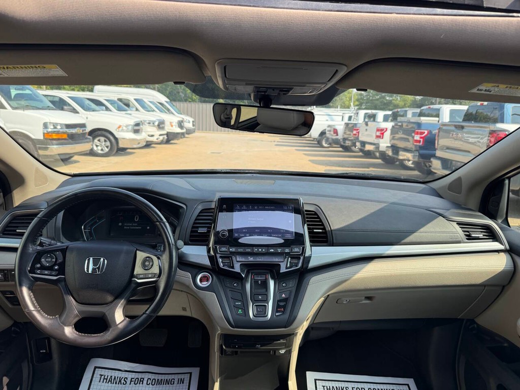 Honda Odyssey Vehicle Full-screen Gallery Image 18