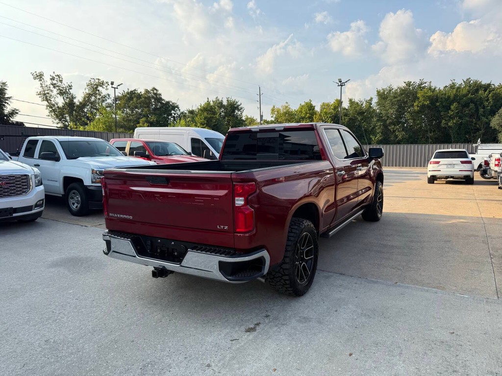 Chevrolet Silverado 1500 Vehicle Full-screen Gallery Image 05