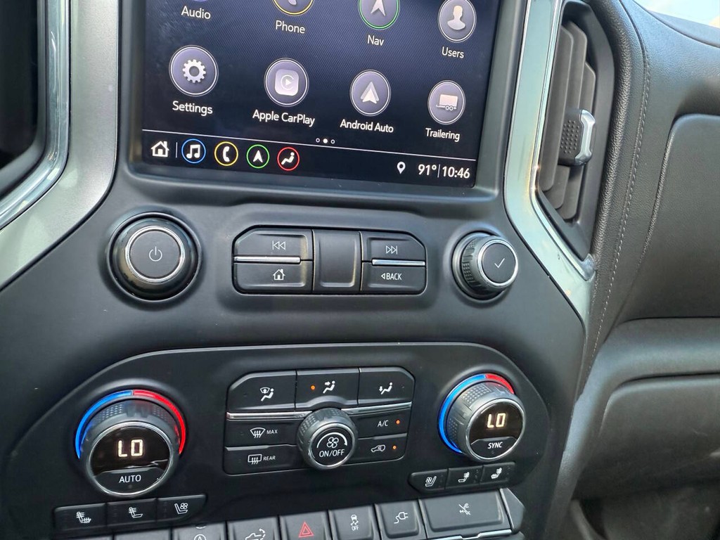 Chevrolet Silverado 1500 Vehicle Full-screen Gallery Image 27