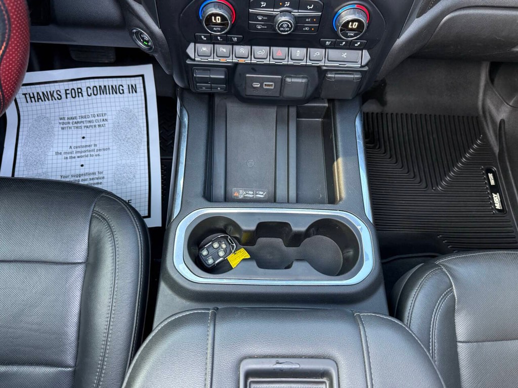 Chevrolet Silverado 1500 Vehicle Full-screen Gallery Image 30