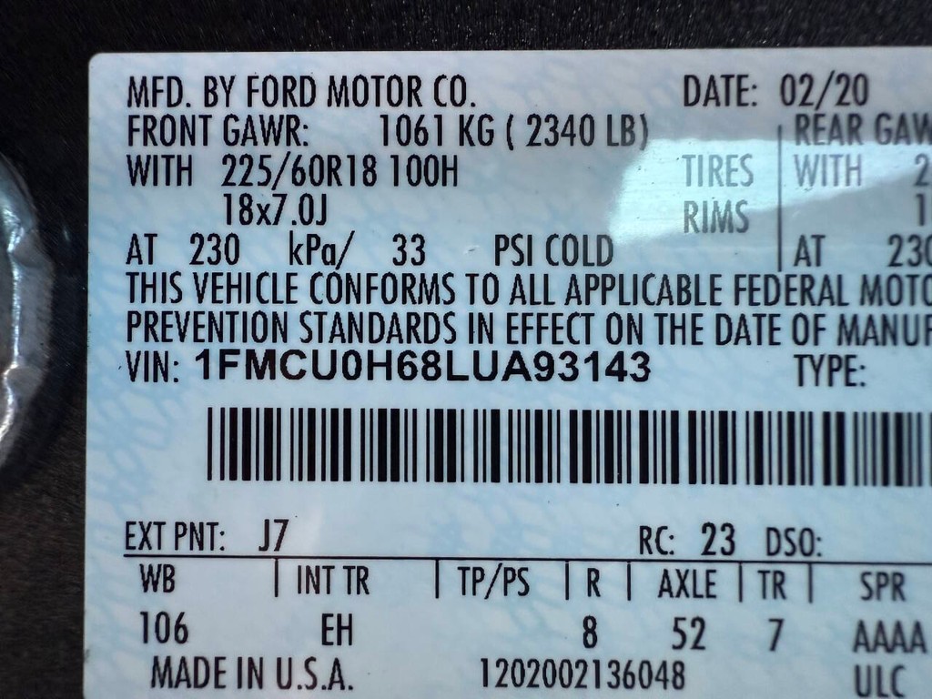 Ford Escape Vehicle Full-screen Gallery Image 33