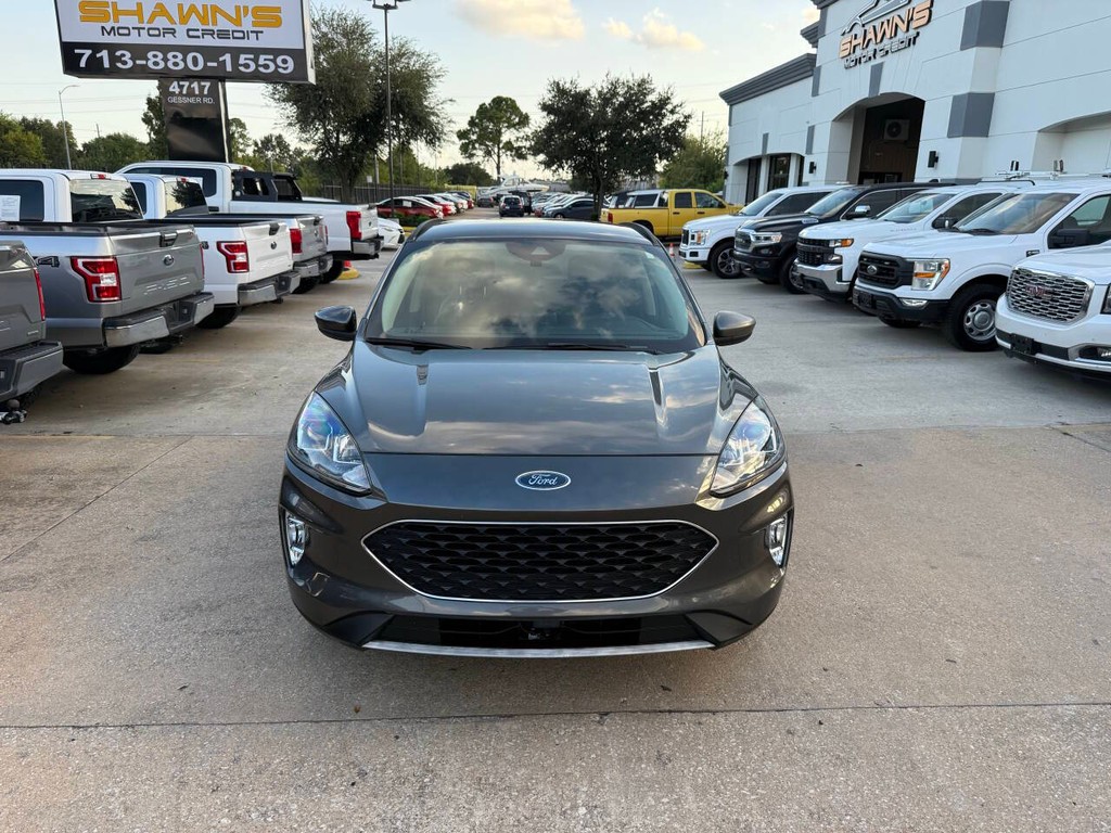 Ford Escape Vehicle Full-screen Gallery Image 40