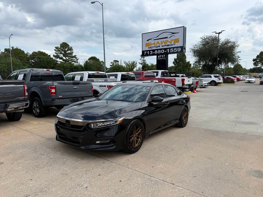 Honda Accord Sedan Vehicle Full-screen Gallery Image 03