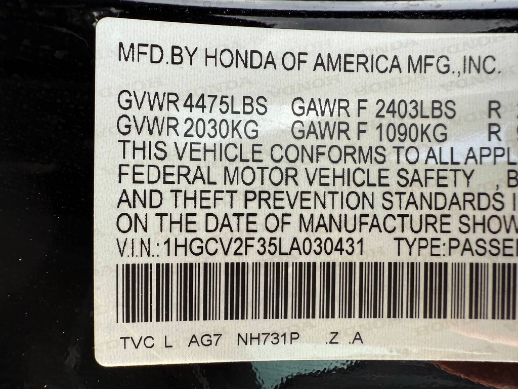 Honda Accord Sedan Vehicle Full-screen Gallery Image 33