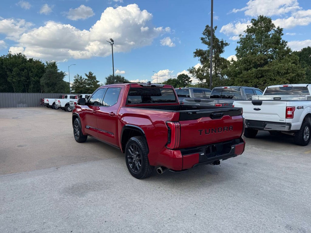 Toyota Tundra Vehicle Full-screen Gallery Image 04