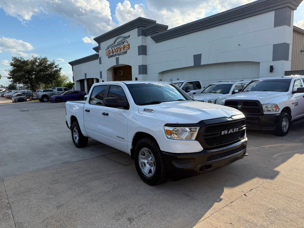 Ram 1500 Vehicle Full-screen Gallery Image 02