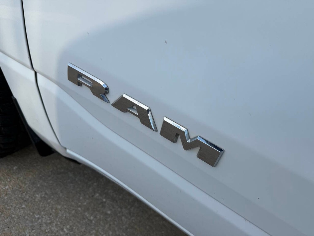 Ram 1500 Vehicle Full-screen Gallery Image 38