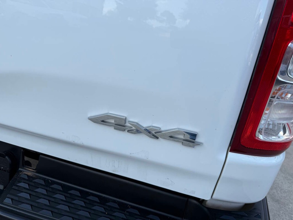 Ram 1500 Vehicle Full-screen Gallery Image 39