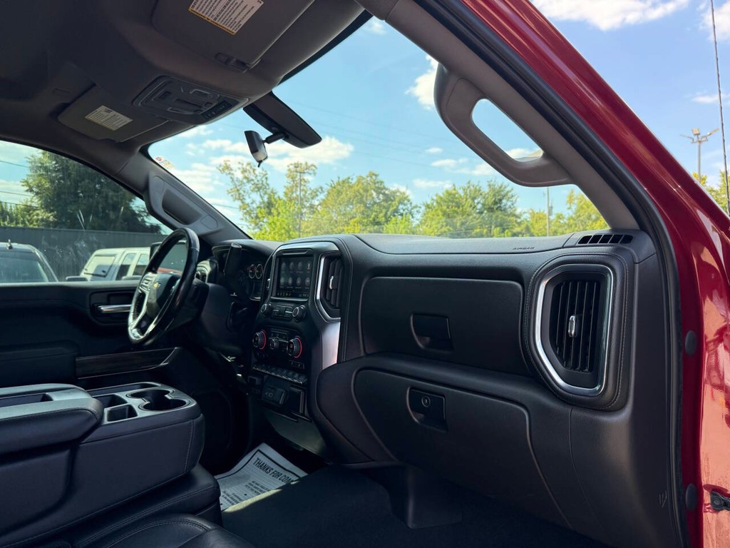 Chevrolet Silverado 1500 Vehicle Full-screen Gallery Image 09