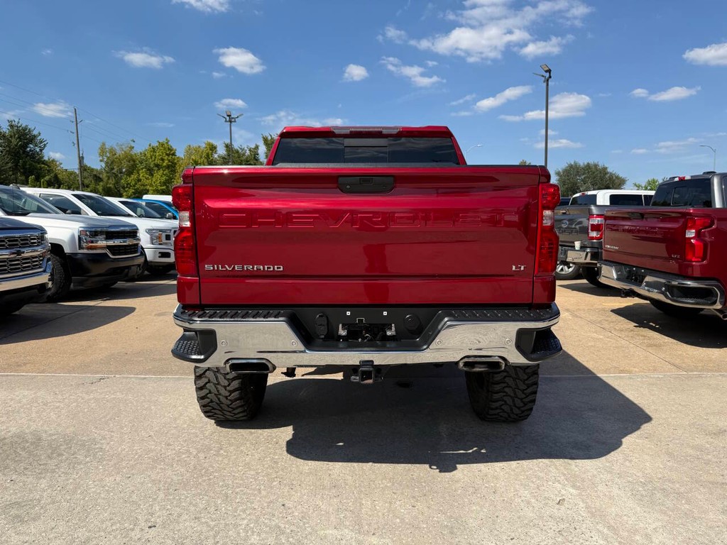 Chevrolet Silverado 1500 Vehicle Full-screen Gallery Image 39