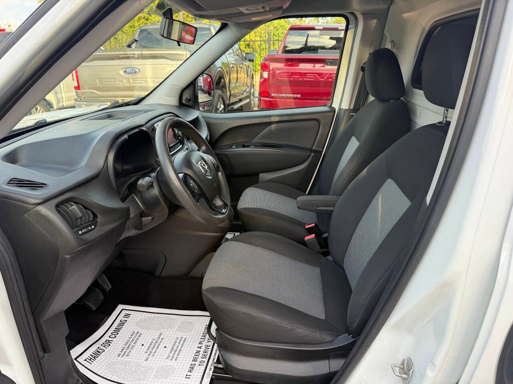 Ram ProMaster City Cargo Van Vehicle Full-screen Gallery Image 07