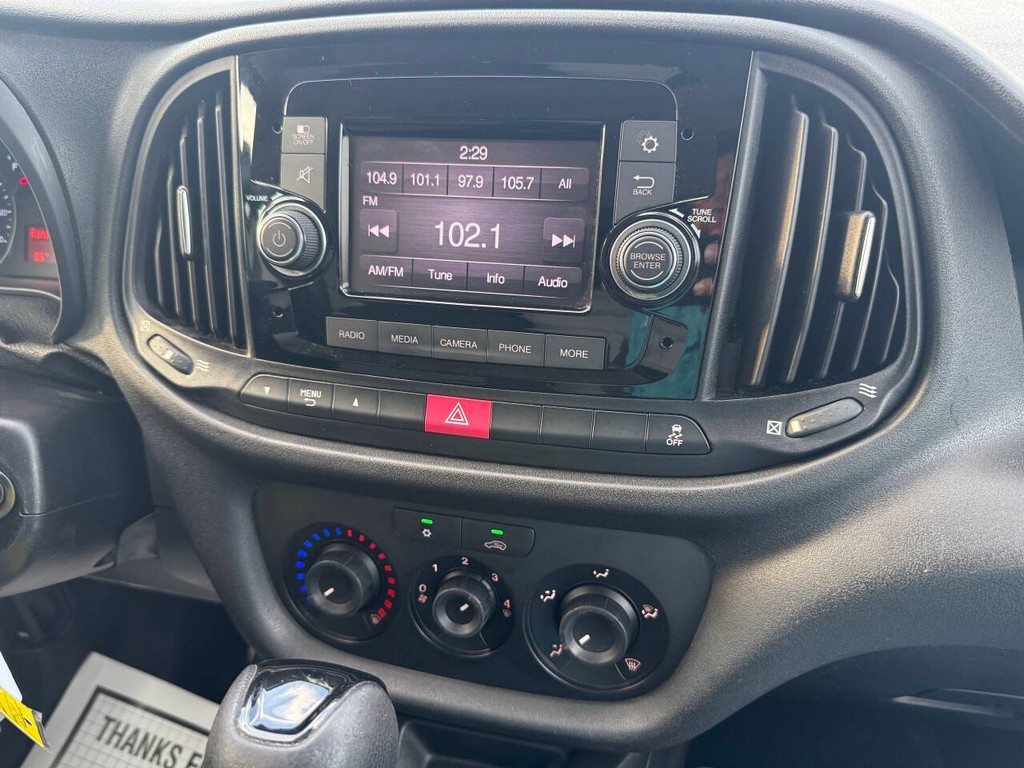 Ram ProMaster City Cargo Van Vehicle Full-screen Gallery Image 17