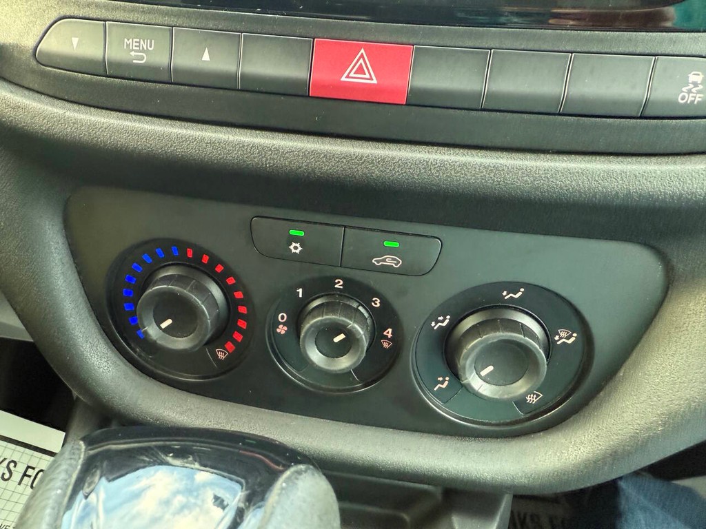 Ram ProMaster City Cargo Van Vehicle Full-screen Gallery Image 20