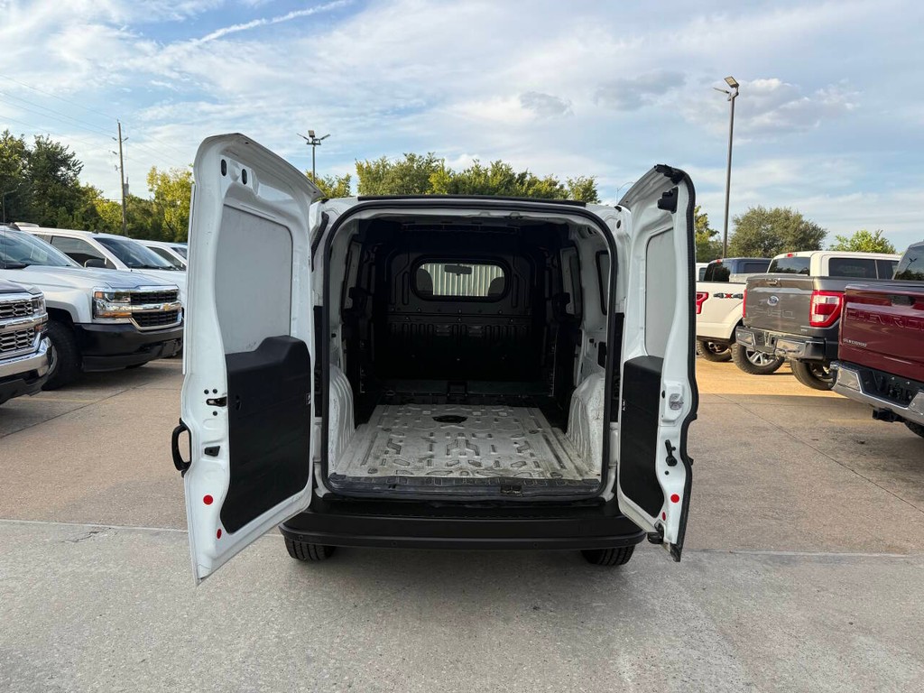 Ram ProMaster City Cargo Van Vehicle Full-screen Gallery Image 32