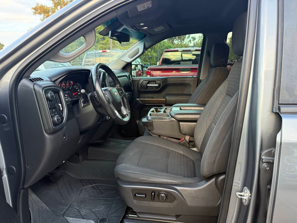 Chevrolet Silverado 1500 Vehicle Full-screen Gallery Image 07