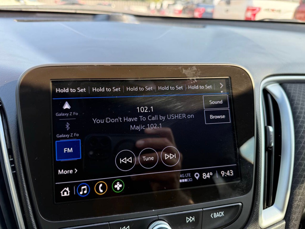 Chevrolet Malibu Vehicle Full-screen Gallery Image 25