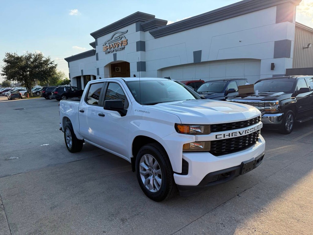 Chevrolet Silverado 1500 Vehicle Full-screen Gallery Image 02