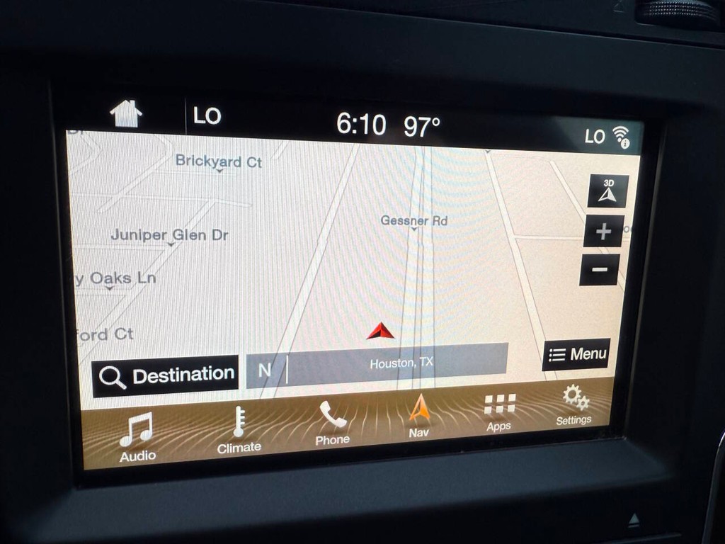 Lincoln Navigator Vehicle Full-screen Gallery Image 25