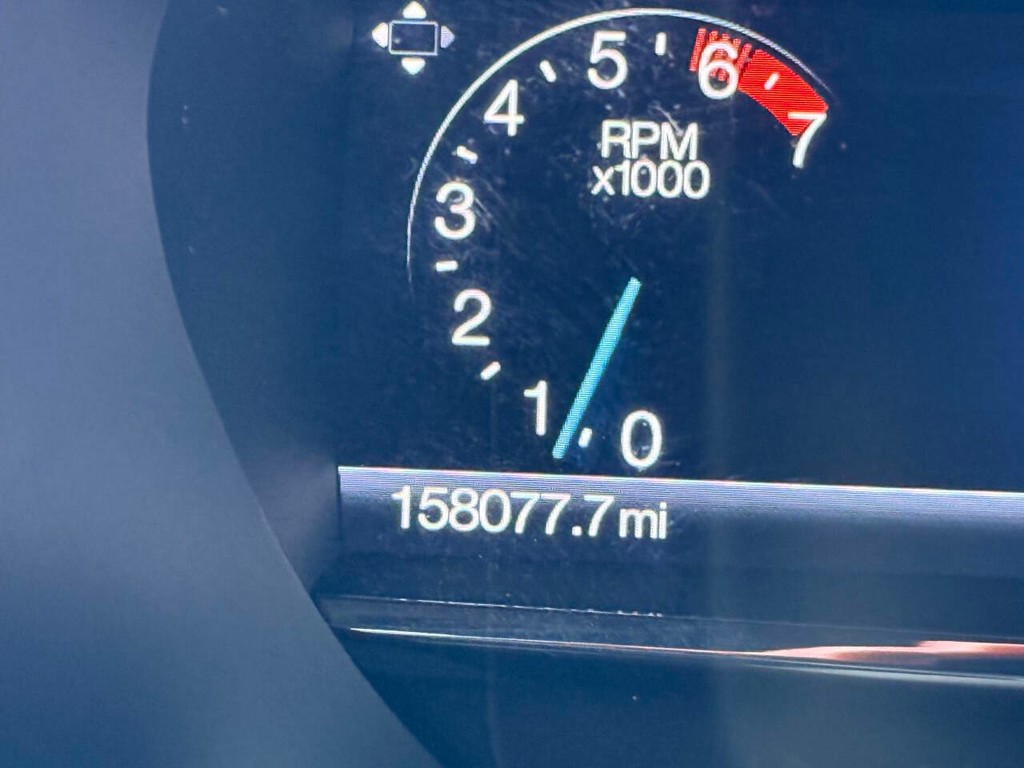 Lincoln Navigator Vehicle Full-screen Gallery Image 33